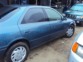 2000 TOYOTA CAMRY LE, 2.2L AUTO, COLOR GREEN, STK Z15847